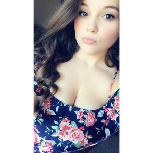 Meet your Posher, Lauren